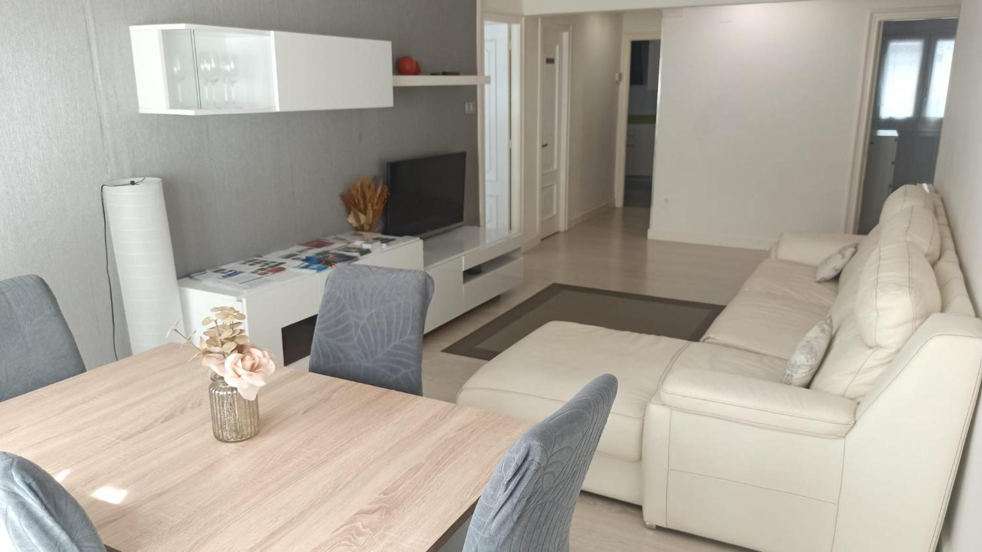 ברמאו Ohana, Apartamento-Parking Privado Gratis-Centrico-Wifi-Ascensor-Sin Cuestas-82M2 מראה חיצוני תמונה