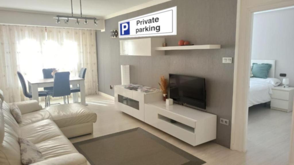 ברמאו Ohana, Apartamento-Parking Privado Gratis-Centrico-Wifi-Ascensor-Sin Cuestas-82M2 מראה חיצוני תמונה